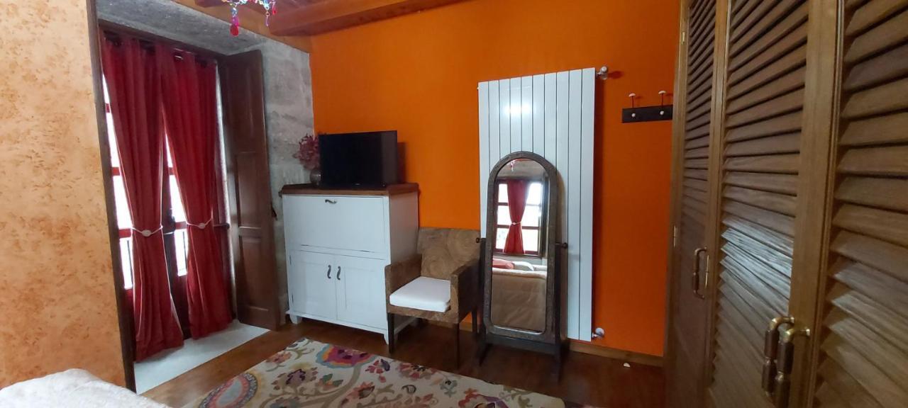 A Casa Da Carballa Ponteareas Eksteriør billede
